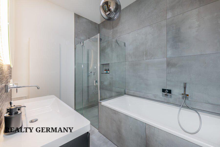 5 room penthouse in Friedrichshain, 225 m², photo #5, listing #85911840