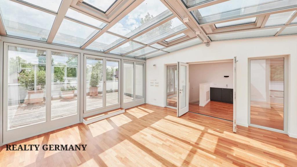 7 room penthouse in Charlottenburg-Wilmersdorf, 250 m², photo #2, listing #79056180