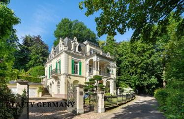 10 room villa in Baden-Baden, 430 m²