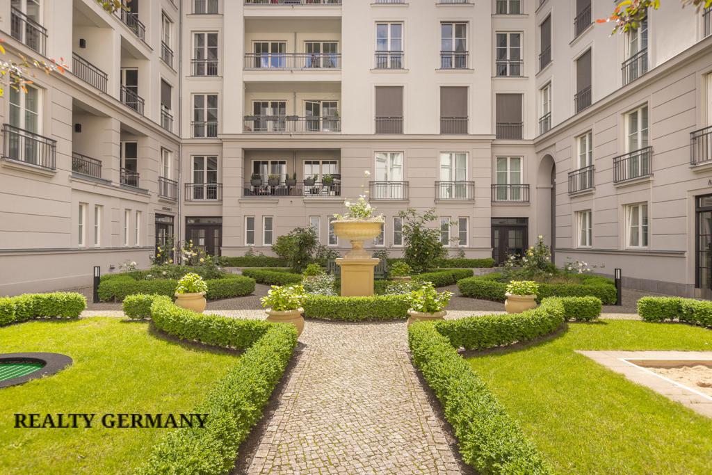 4 room penthouse in Mitte, 137 m², photo #2, listing #89087544