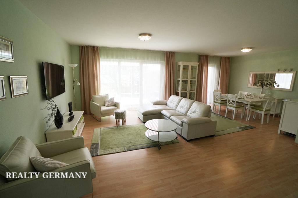 4 room terraced house in Lichtenberg, 113 m², photo #1, listing #99835428