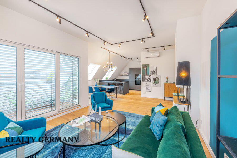 5 room penthouse in Friedrichshain, 225 m², photo #2, listing #85911840