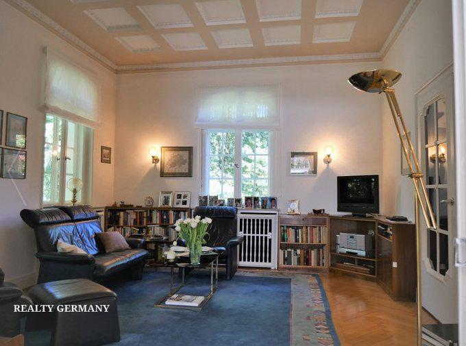 8 room villa in Baden-Baden, 239 m², photo #2, listing #74926278