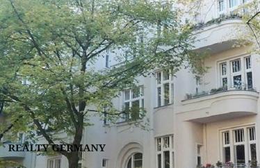 2 room buy-to-let apartment in Charlottenburg-Wilmersdorf, 60 m²