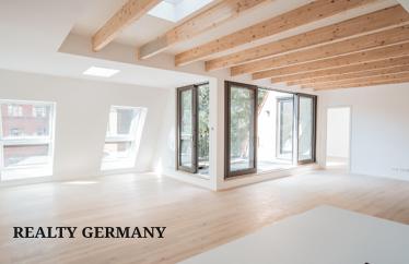 3 room penthouse in Kreuzberg, 129 m²