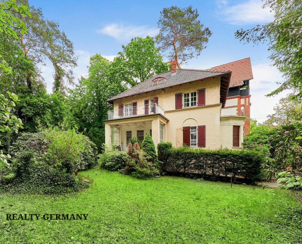 Villa in Charlottenburg-Wilmersdorf, 240 m², photo #1, listing #79040430