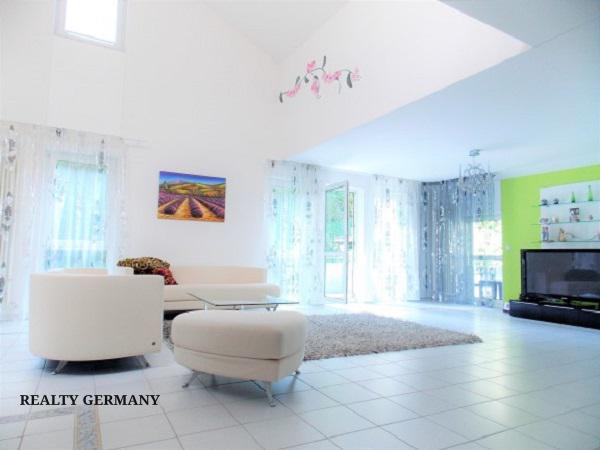 5 room apartment in Baden-Baden, 200 m², photo #2, listing #73165344