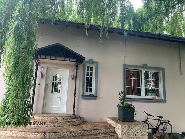 10 room townhome in Aachen, 360 m², photo #2, listing #105236754