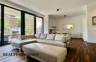 5 room apartment in Friedrichshain-Kreuzberg, 172 m²
