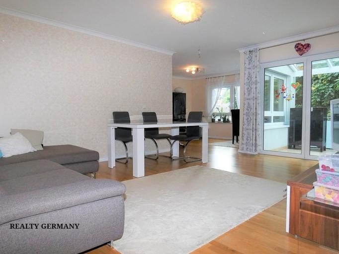4 room apartment in Baden-Baden, 123 m², photo #2, listing #74654118
