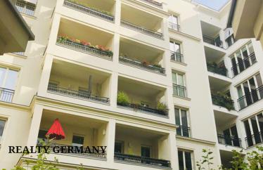 4 room apartment in Mitte, 162 m²