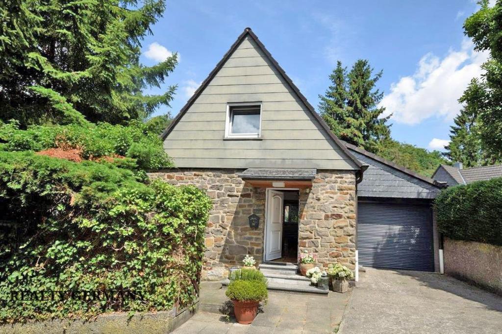 5 room townhome in Essen, 180 m², photo #2, listing #105241374