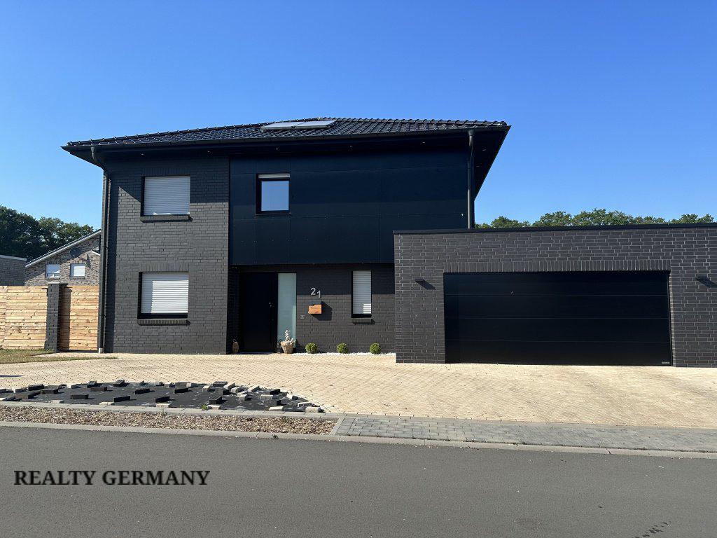 Townhome in Essen, 233 m², photo #2, listing #105187656