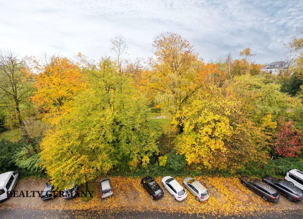 2 room apartment in Düsseldorf, 82 m², photo #2, listing #105135534
