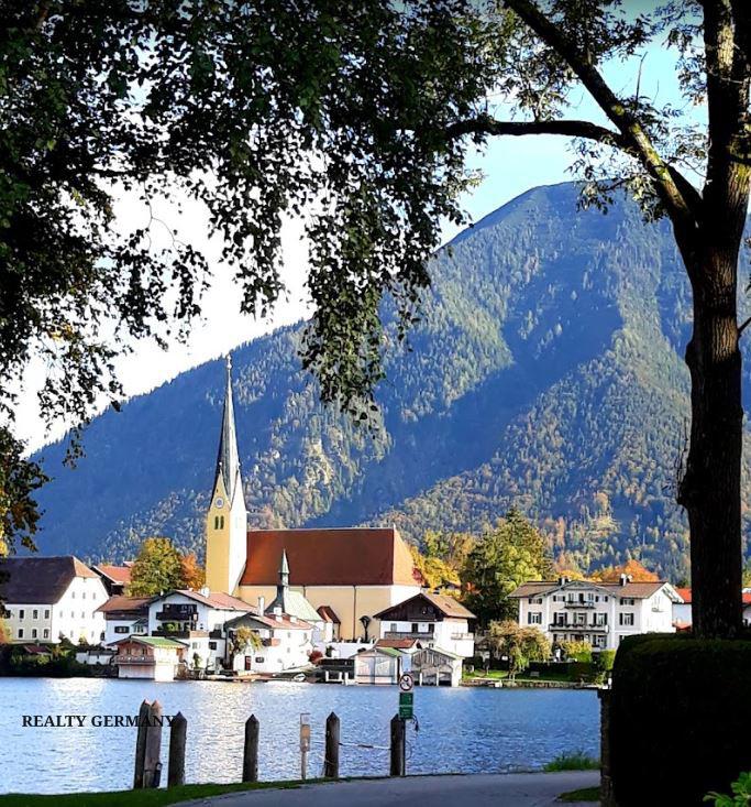 6 room townhome in Rottach-Egern, 393 m², photo #5, listing #105200508