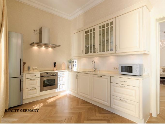 5 room apartment in Baden-Baden, 160 m², photo #4, listing #74643408