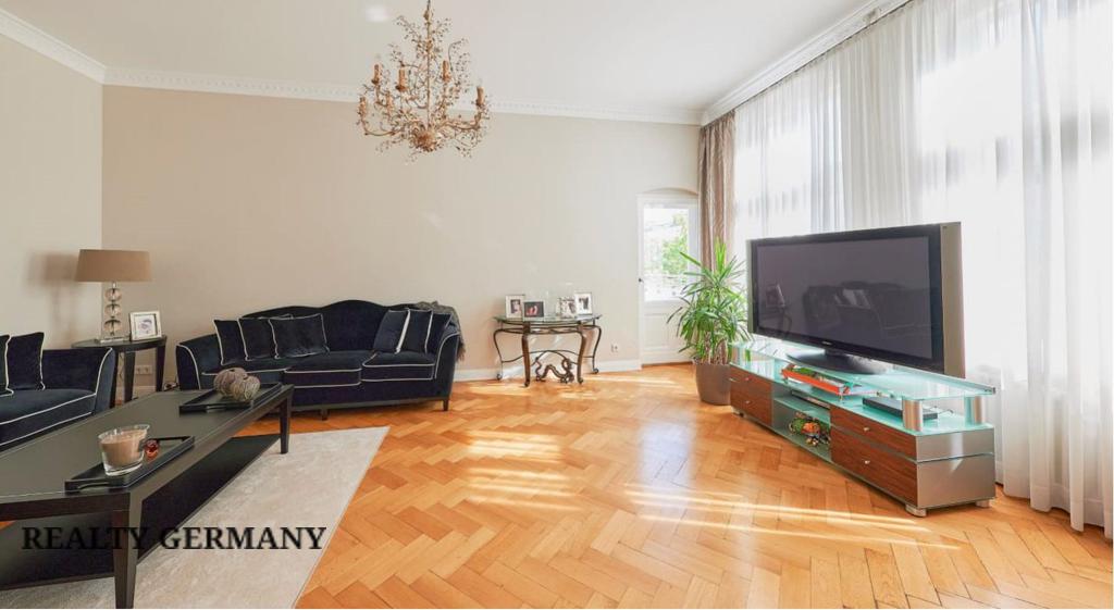 5 room apartment in Charlottenburg-Wilmersdorf, 160 m², photo #2, listing #79052106