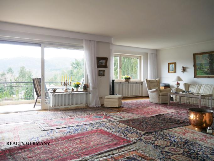 4 room apartment in Baden-Baden, 147 m², photo #1, listing #74657814