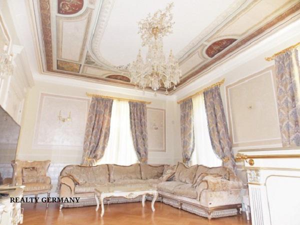 Mansion in Baden-Baden, 450 m², photo #2, listing #73164504