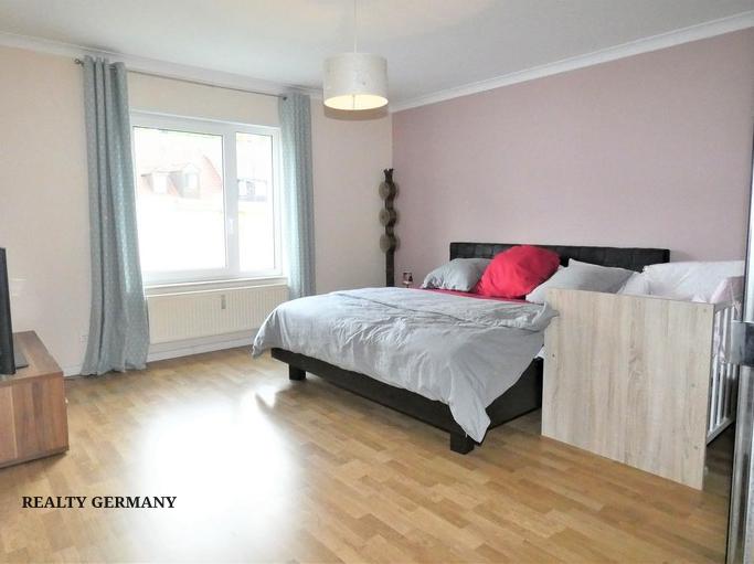 4 room apartment in Baden-Baden, 123 m², photo #4, listing #74654118