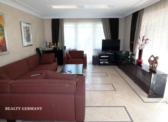 7 room condo in Baden-Baden, 280 m², photo #1, listing #74658234