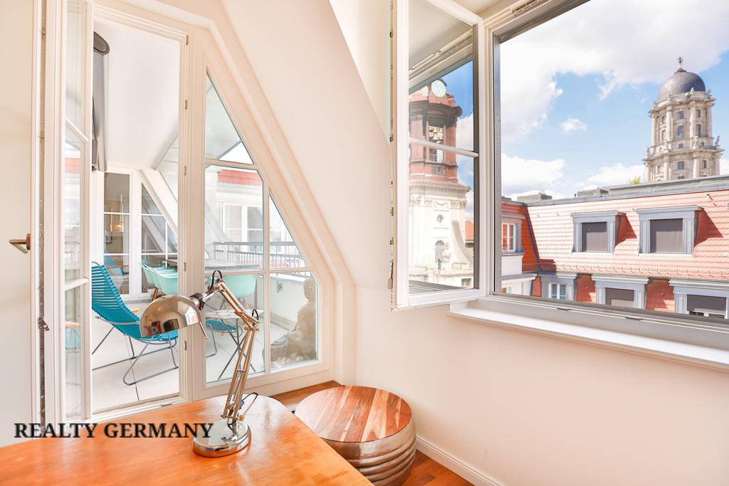 4 room penthouse in Mitte, 137 m², photo #10, listing #89087544