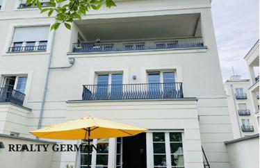 4 room apartment in Düsseldorf, 222 m²