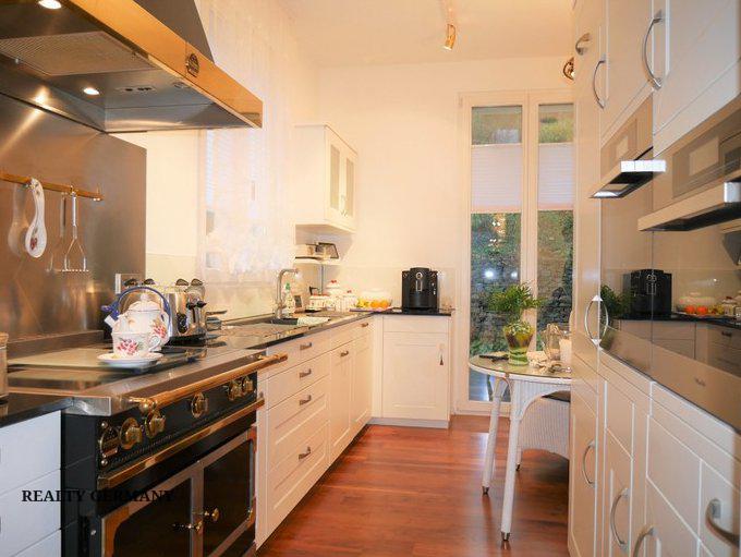 5 room townhome in Baden-Baden, 362 m², photo #4, listing #75466272