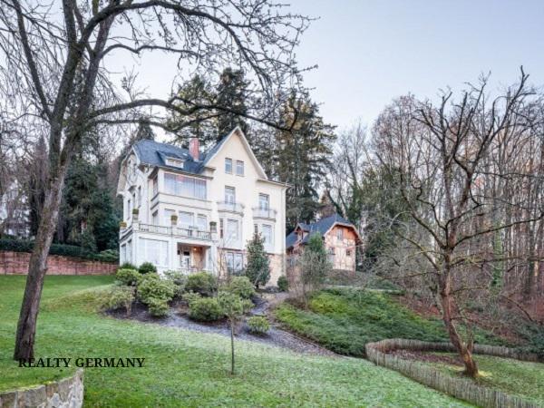 Villa in Baden-Baden, 435 m², photo #2, listing #73164546