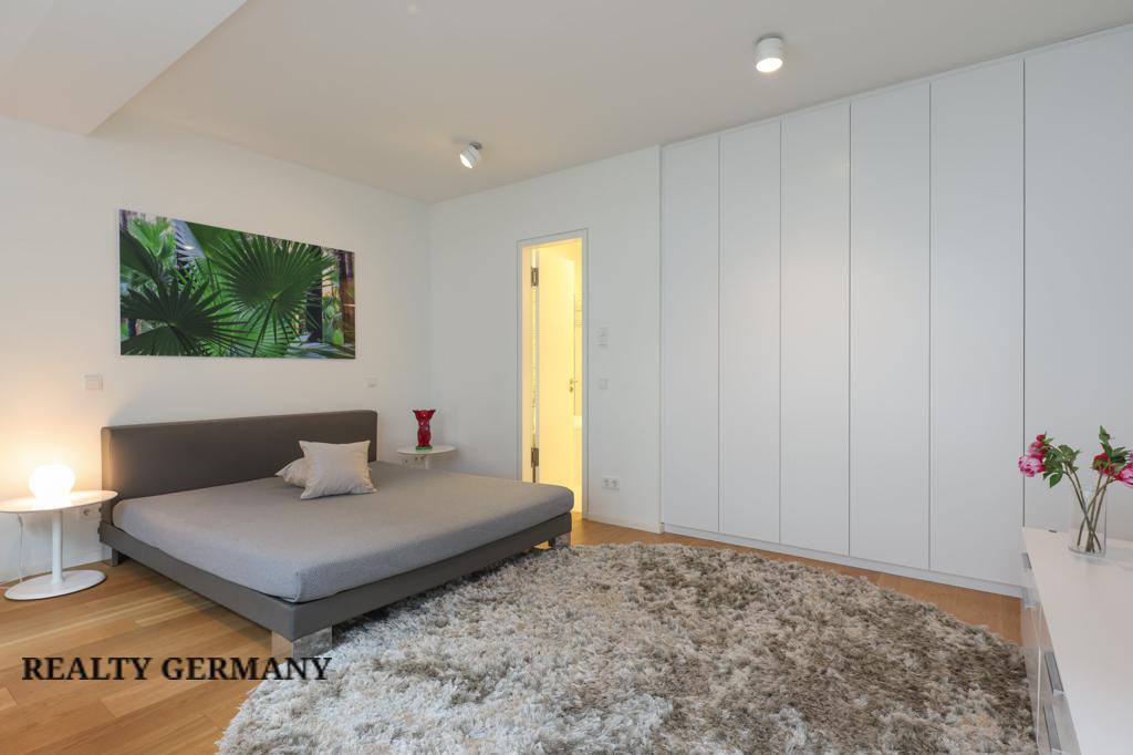 2 room apartment in Mitte, 75 m², photo #2, listing #107073372