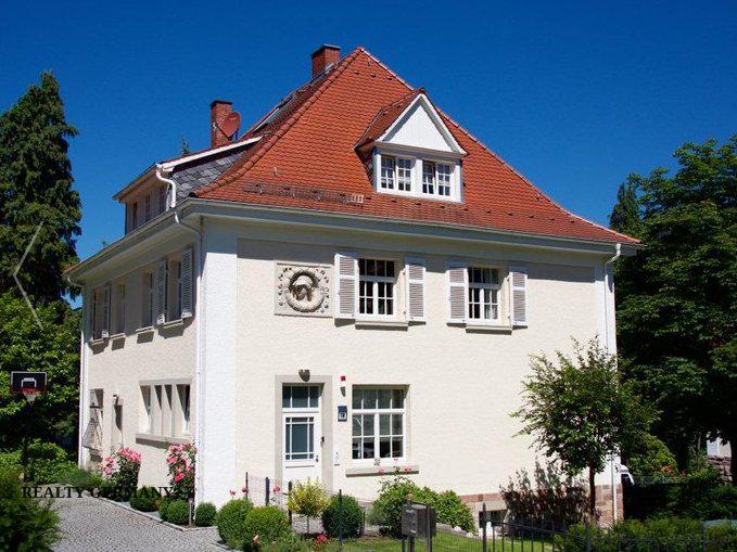 9 room villa in Baden-Baden, 280 m², photo #1, listing #75466608