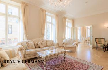5 room apartment in Baden-Baden, 160 m²