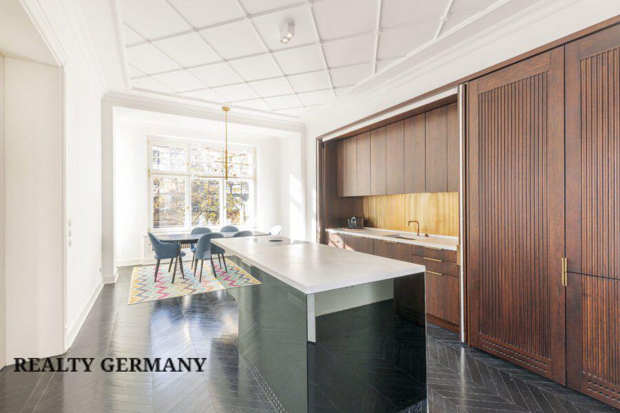 4 room apartment in Charlottenburg-Wilmersdorf, 180 m², photo #2, listing #85910958