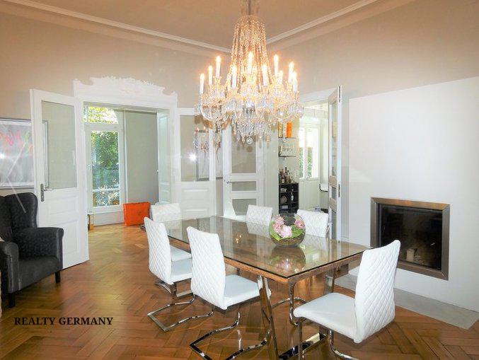 9 room villa in Baden-Baden, 300 m², photo #2, listing #75466398