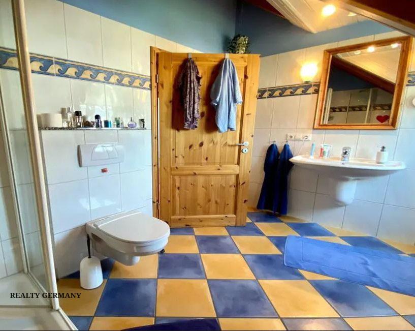 5 room townhome in Düsseldorf, 151 m², photo #8, listing #105201306