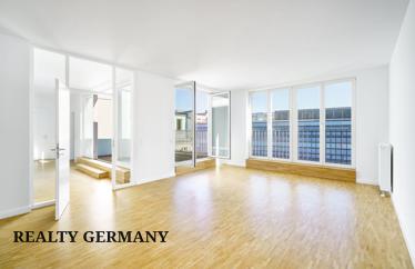 3 room penthouse in Mitte, 132 m²